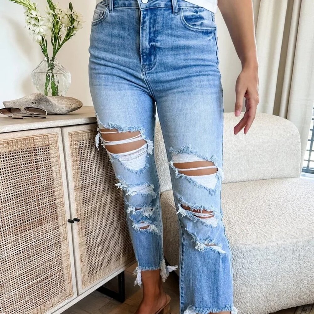 Blakeley Boutique Brand Urban Crop Light Wash